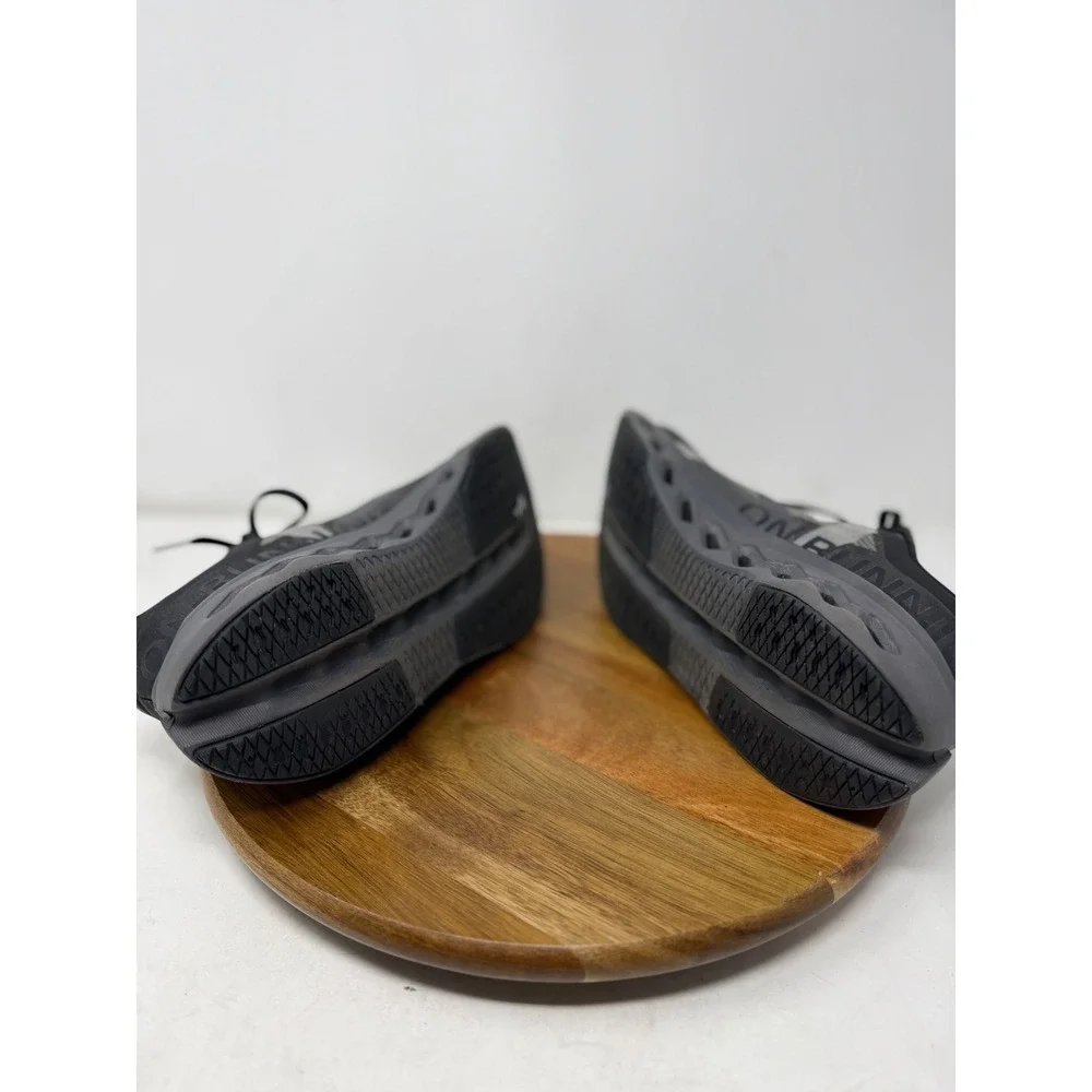On Cloudsurfer Black Shadow Grey Running Shoes‎ Womens 7.5 3WE30050106 CloudTec